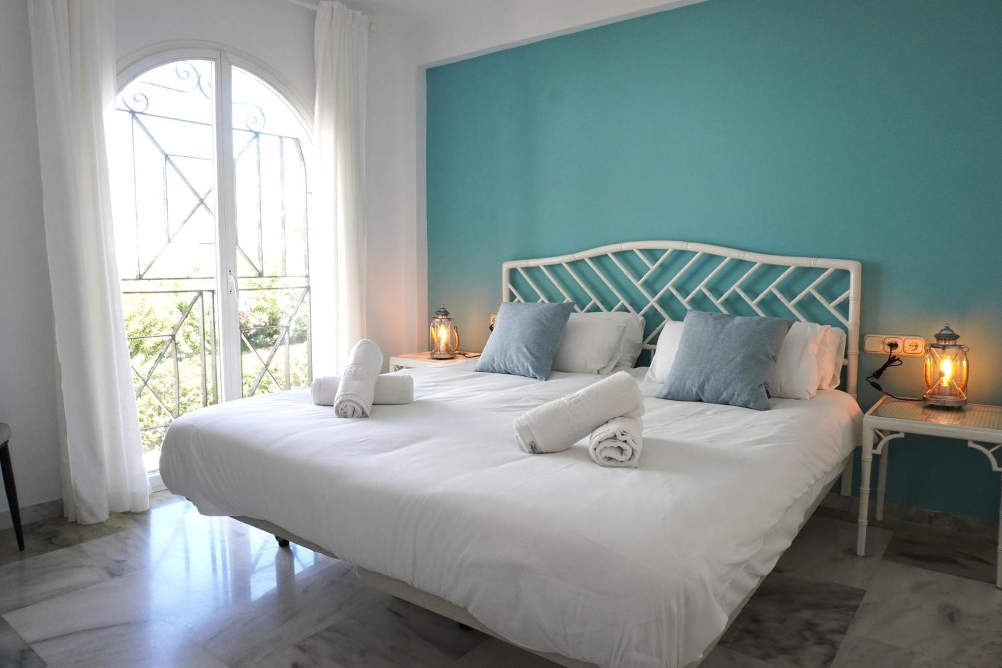 Beach View Playa Del Moral เอสเตโปนา ภายนอก รูปภาพ